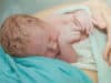 Wireless temperature monitoring in labour
