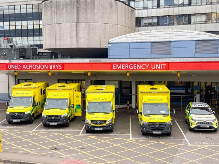 Long hospital stays reach worst levels this winter