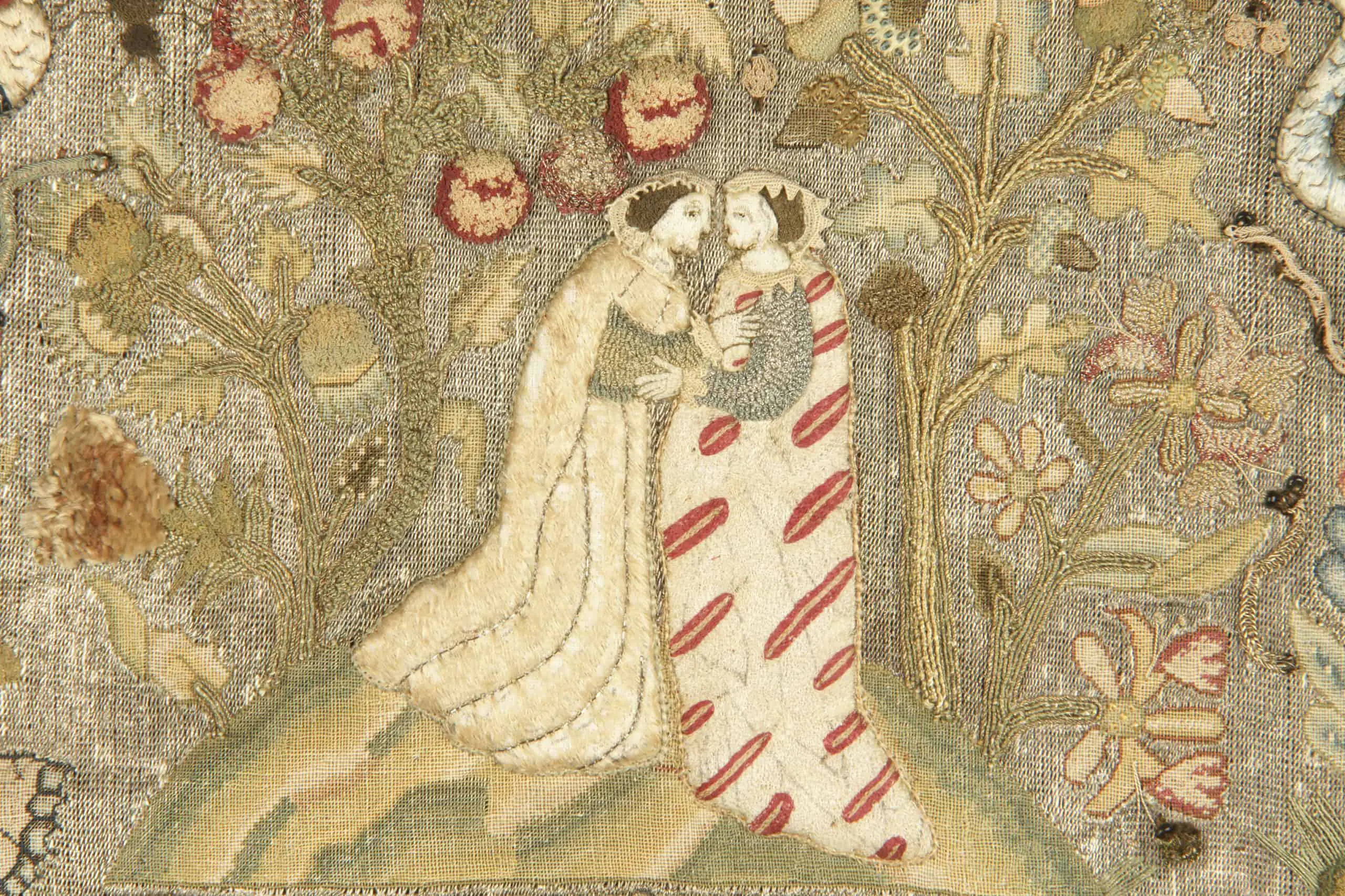 Portraying Pregnancy: From Holbein to Social Media Embracing figures