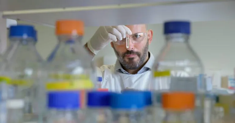 Genetic signature of precursor to liver cancer