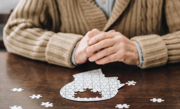 Common gene variant doubles dementia risk for men dementia risk for men
