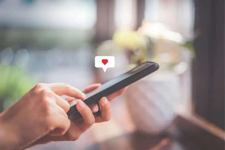 Smartphone app tracks heart conditions