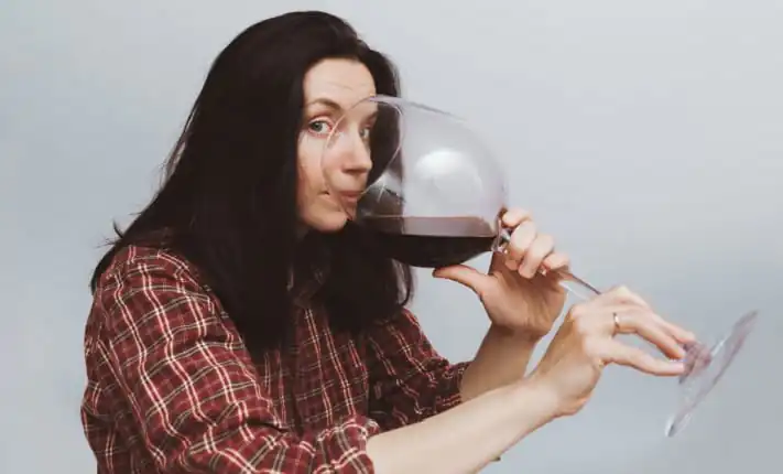 Recognizing the signs and Addressing Alcohol Addiction