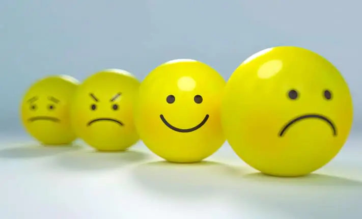 TMS vs. Medication: Which is the Better Option for Depression Treatment?