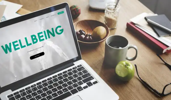 Brits don’t feel comfortable discussing sensitive topics at work