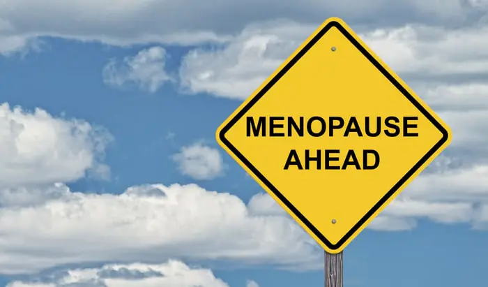 Smoking, early menopause and lung cancer link