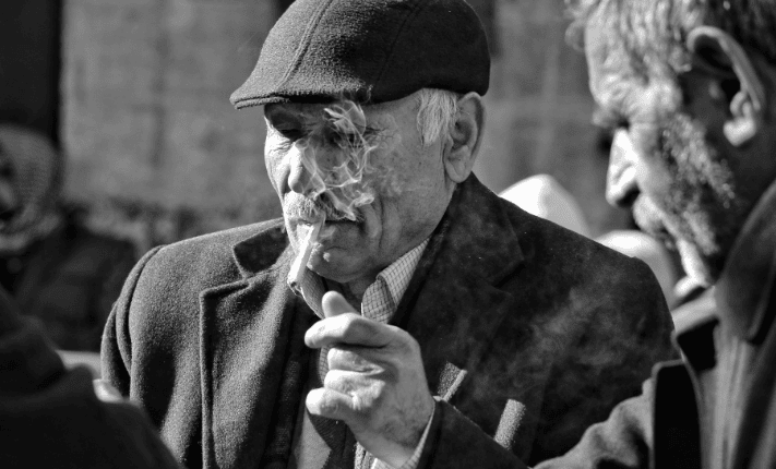 Older people exchange Cannabis for Tabaco
