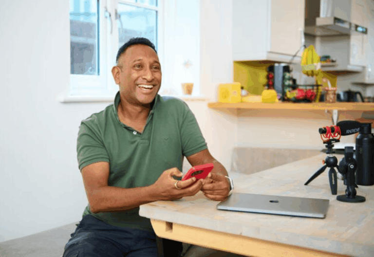 Free App for people with Parkinson’s receives funding from Parkinson’s UK