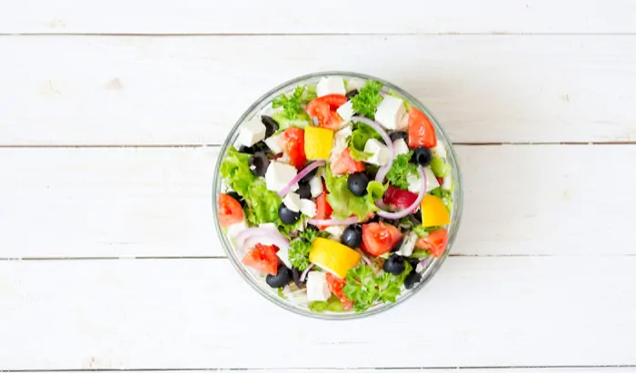Mediterranean diet or mindfulness during pregnancy reduces the risk of a low birth weight baby
