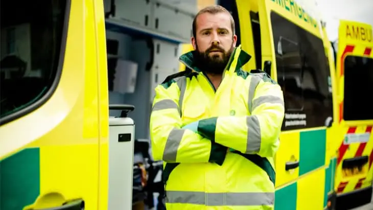 ‘National crisis’ as ambulance workers in self isolation hits 4100