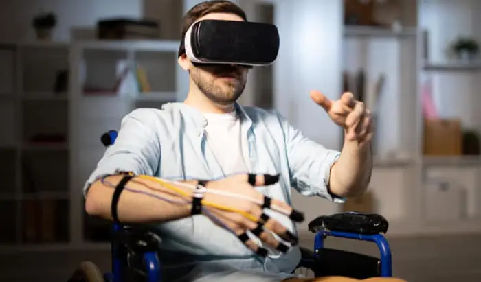VR to help spinal-injured people re-learn how to move