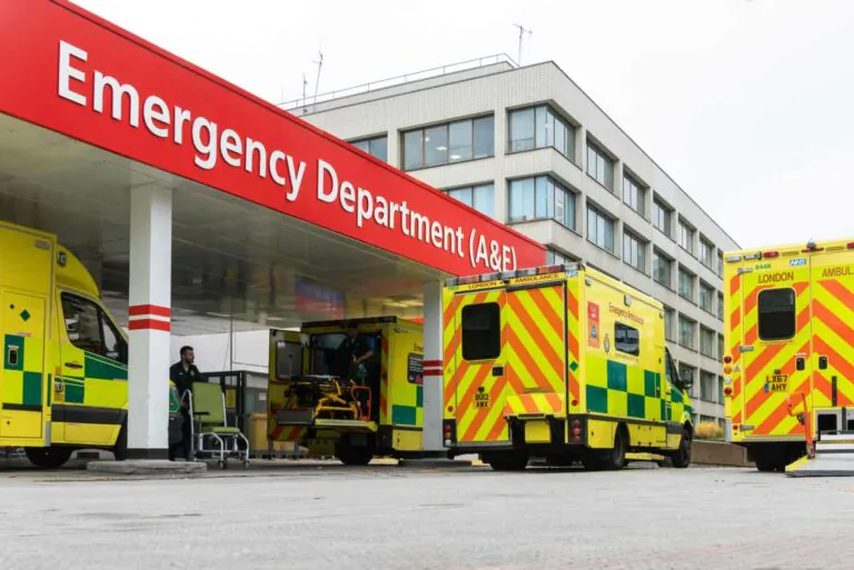 Ambulances: Increased handover delays threatening patient safety