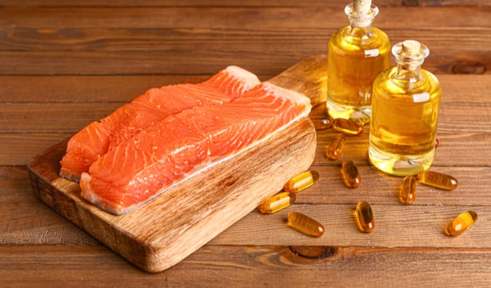 Camelina sativa oil and fatty fish benefits