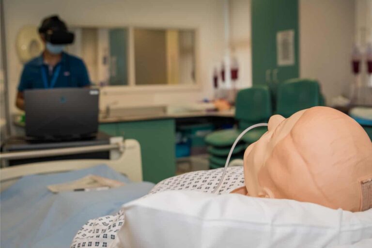 Virtual Simulated Placements help nursing students