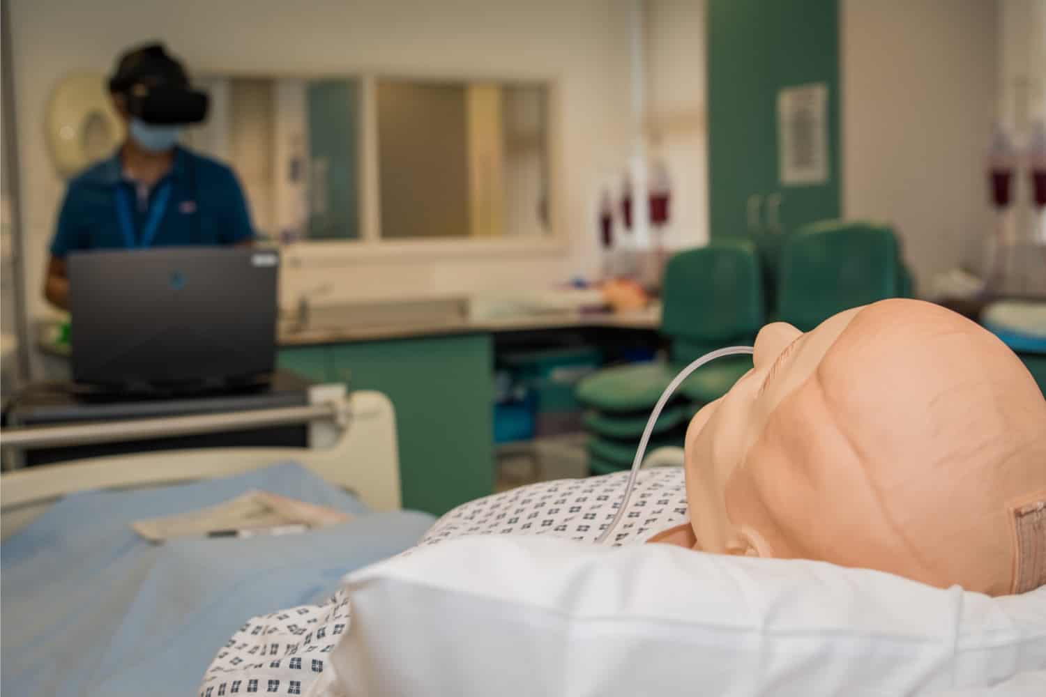 Virtual Simulated Placements help nursing students virtual