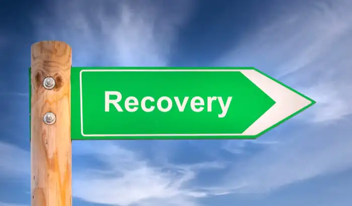 Spinal injuries: Alternative recovery position