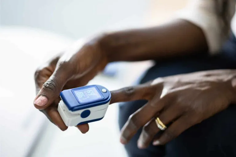 Pulse oximeter measurements of blood oxygen levels are unreliable