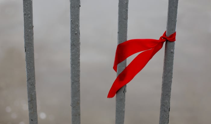 Going to prison increases HIV transmission risk