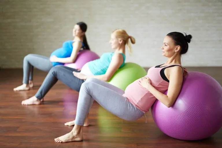 Seven ways to treat swelling during pregnancy