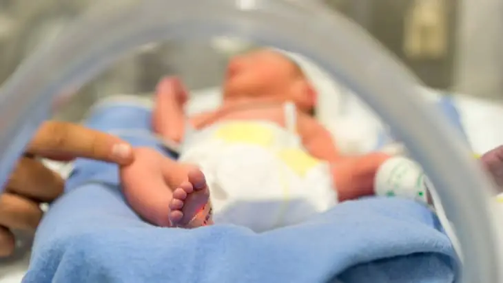 Premature babies: high exposure to noise in the incubator