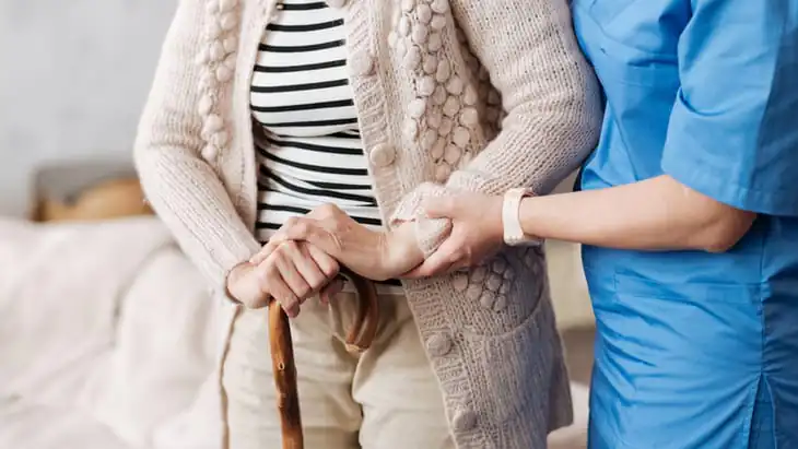 Falls: First aid for carers falls
