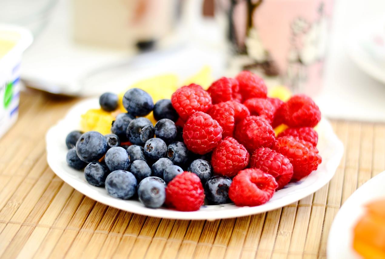 Berries (photo by Cecilia Par) Berries (photo by Cecilia Par)